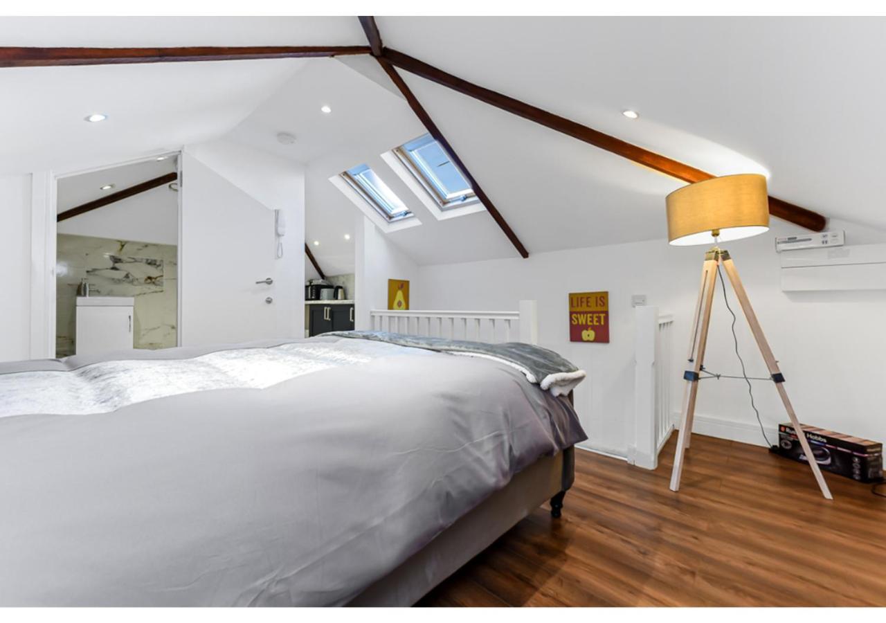 Sleek And Modern Studio With Minimalist Vibe Appartement Chelmsford Buitenkant foto