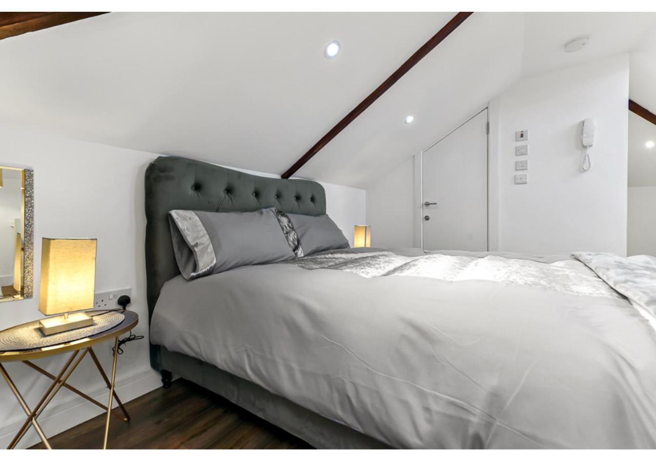 Sleek And Modern Studio With Minimalist Vibe Appartement Chelmsford Buitenkant foto